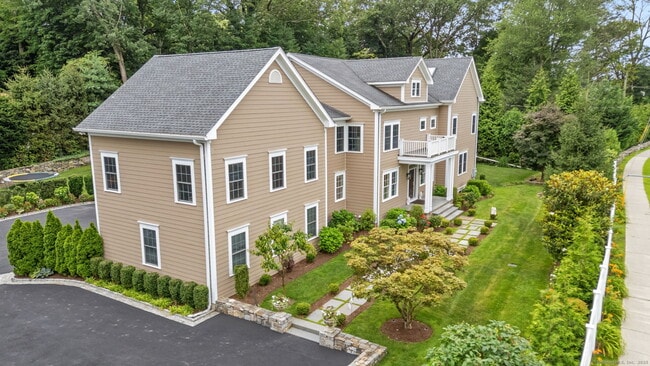 Photo - 354 Oaklawn Ave