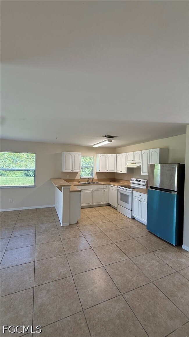 Photo - 202 Hightower Ave S