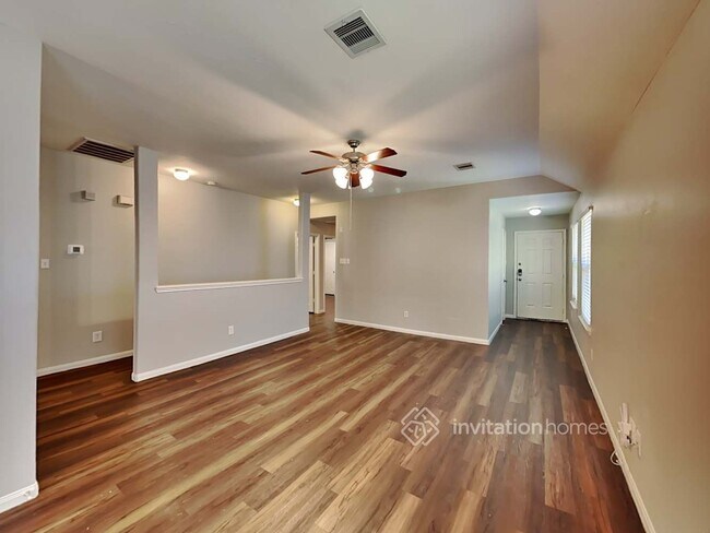 Photo - 18810 Dennington Dr