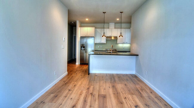 Photo - 1375 Minna St