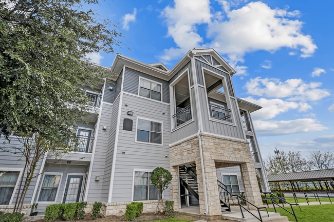 Frontier East Apartments