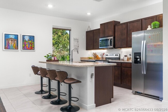 527 NW 17th St
