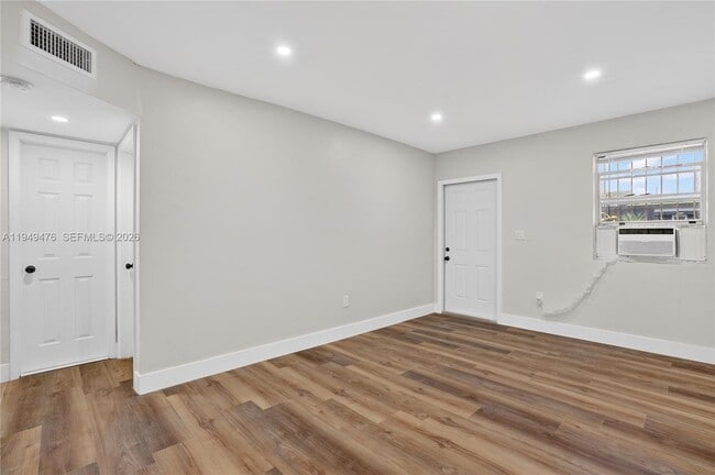 Photo - 4801 NW 33rd Ave Unit 4803