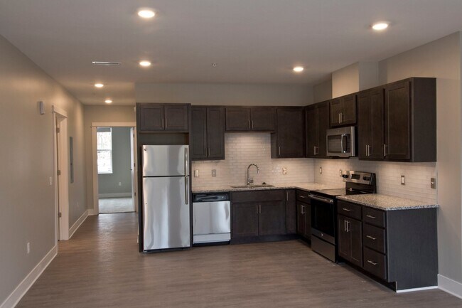 Photo - Fulton Square