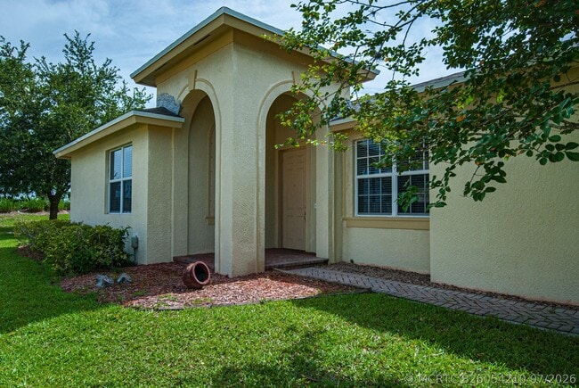 9851 E Verona Cir