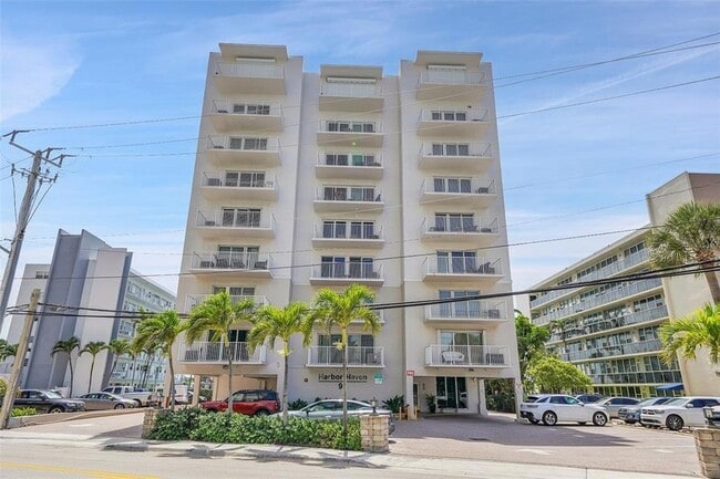 Building Photo - 95 N Birch Rd Unit 301 Rental