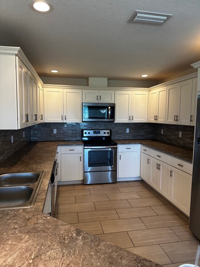 Stainless appliances
