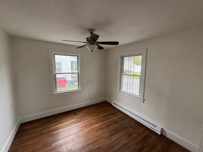 Photo - 325 N Lawrence St