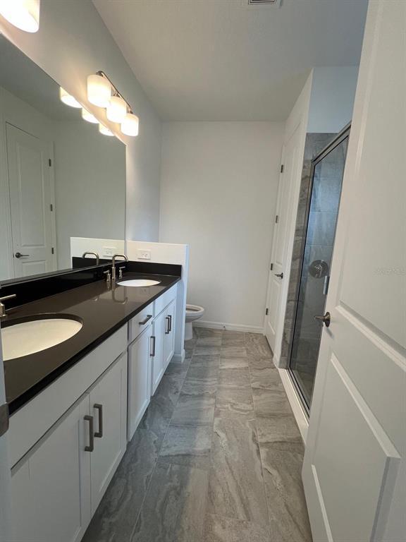 Photo - 5274 Kildare Pl