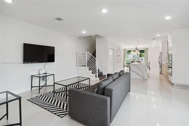 Photo - 1020 NE 17th Terrace