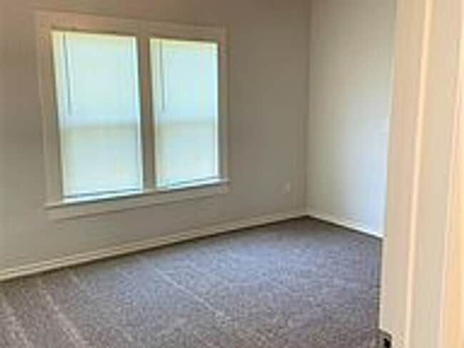 Photo - Available for May Move in!  Cute 2 bedroom 2 bathroom house near Downtown Bryan