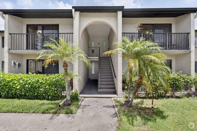 Building Photo - 514 Shady Pine Way Unit B1 Rental
