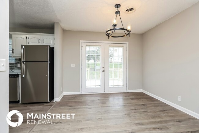 Photo - 768 Garrison Dr