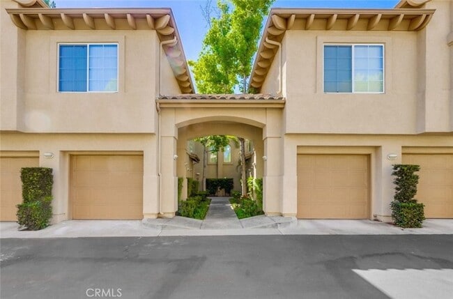 Photo - 54 Waxwing Ln