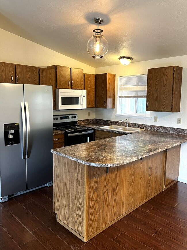 Photo - 8989/8987 Hoot Ridge Lane NW Unidad 8989