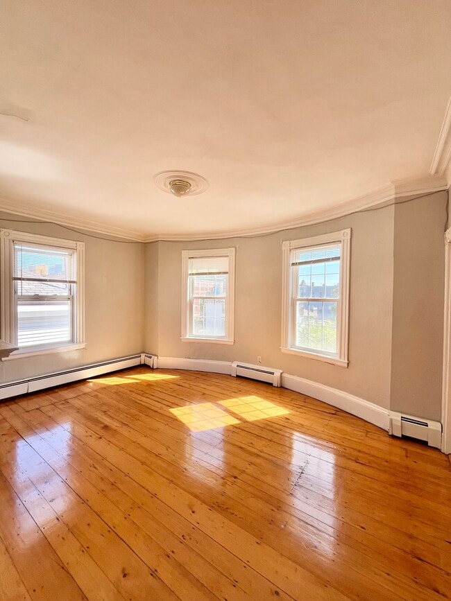 135 St Alphonsus St Unit 3