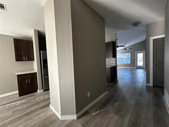 Photo - 17733 Loch Linnhe Loop