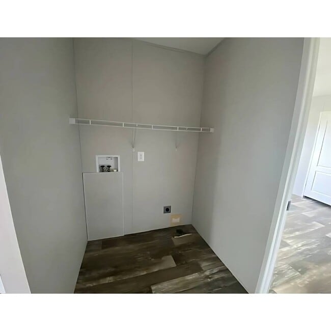 Photo - 1521 Thomas Dr