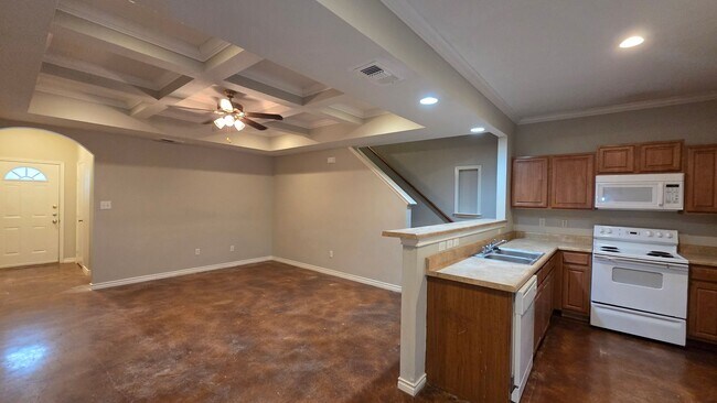 Photo - Northwest Medical Center 3 Bedroom Townhouse Available