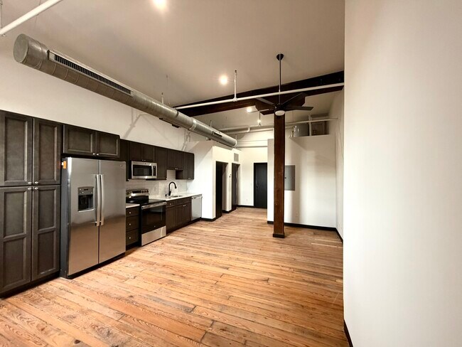 Photo - 2017 Chouteau Ave Unit 206