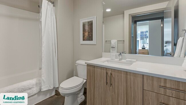 Photo - 1850 NW Front Ave Unit 238