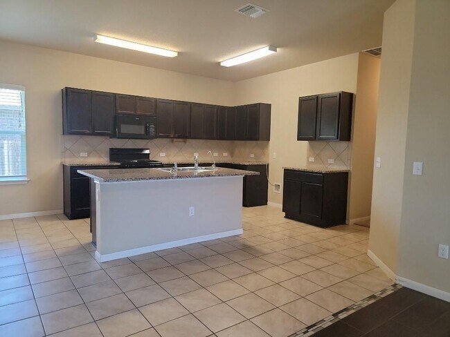Photo - 409 Sabina Dr