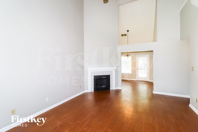 Photo - 2785 Fletcher View Dr