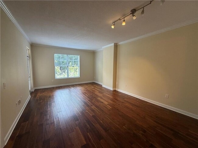 Photo - 1101 Juniper St NE Unit 77