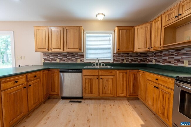 Photo - 497 Sunset Dr