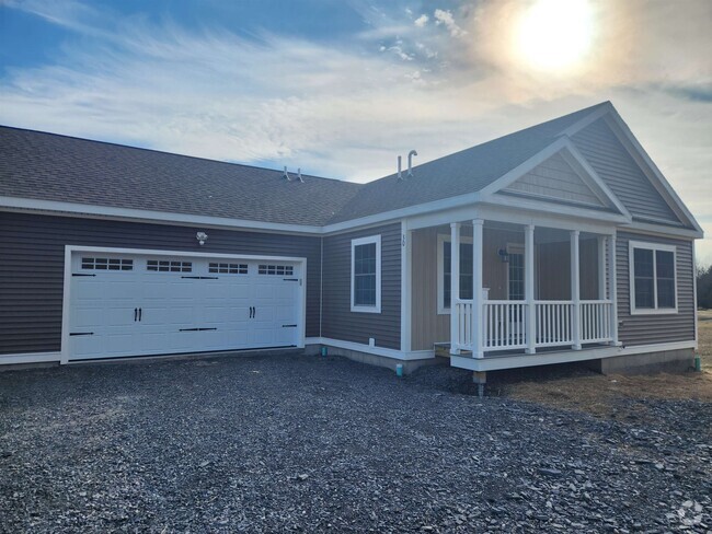 Building Photo - 30 Ivan Dr Rental