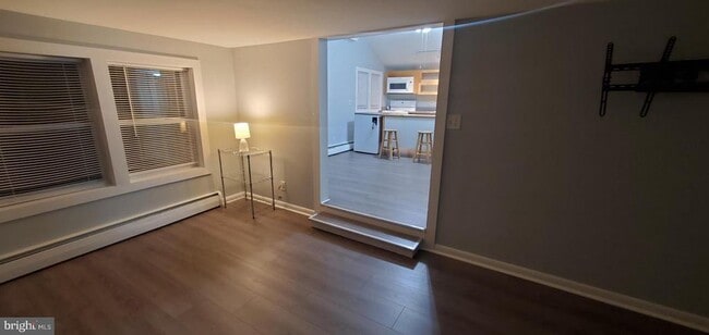 Building Photo - 453 Chesapeake Rd