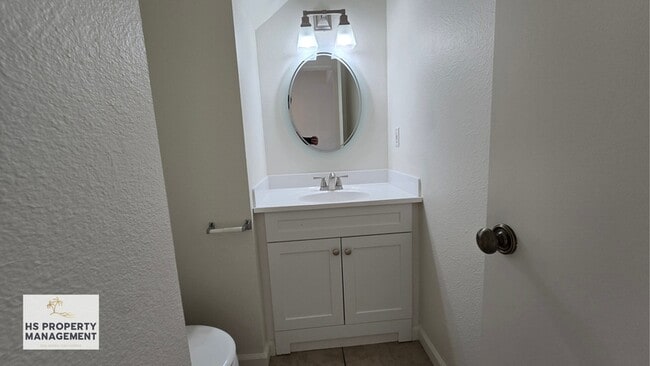 Photo - 1542 Granite Hills Dr Unidad C
