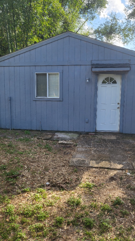 Building Photo - 1803 E Henry Ave Rental