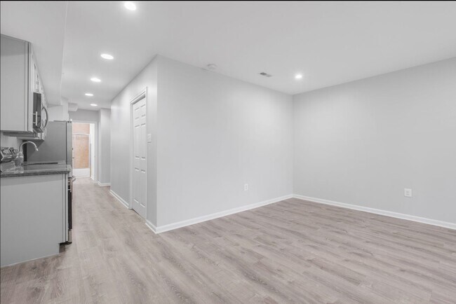 Unidad B - 65 New York Ave NW