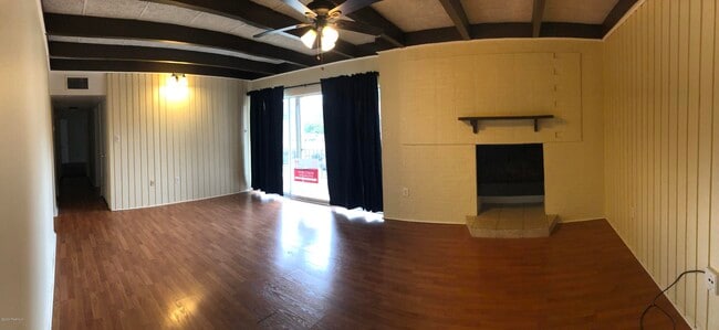 Photo - 1008 S College Rd Unit Apt 212