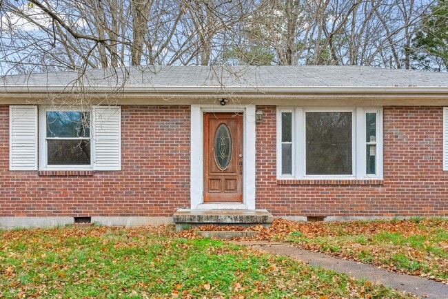 Photo - 3 Bedroom Pet Friendly Home For Rent!