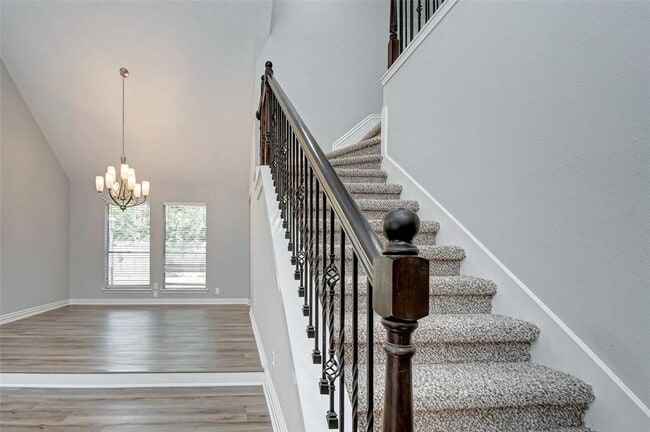 Photo - 2615 Woodstream Blvd