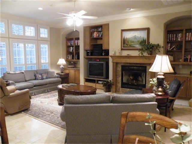 Photo - 1044 Memorial Village Dr