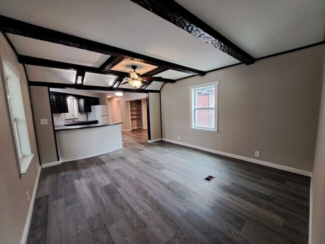 Photo - Nicely Renovated 3BR/2BA Mobile Home in Ba...