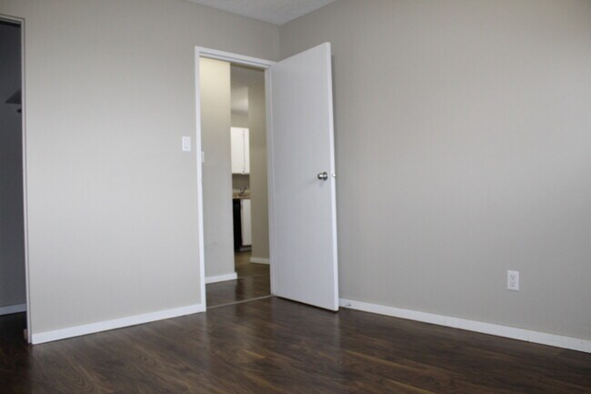 Photo - Pisces Manor