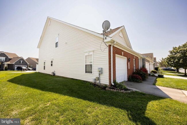 Photo - 9549 Wedge Way