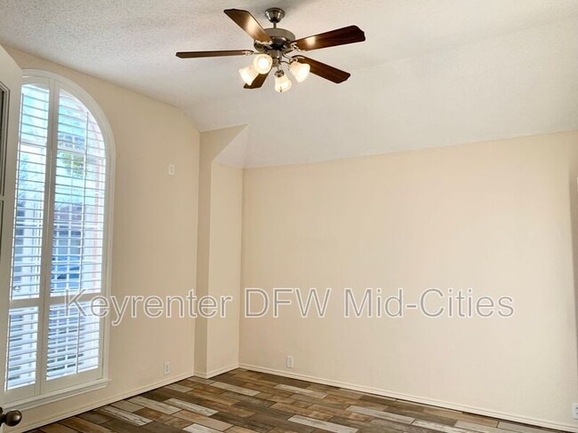 Photo - 2606 Lonesome Oak Dr