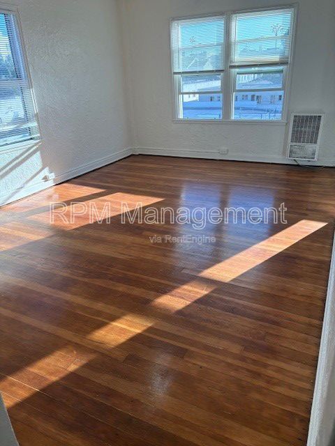 Building Photo - 1523 N McCadden Pl Unit 402