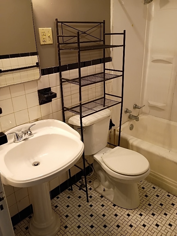 Photo - 1610 Poplar St Unit downstairs