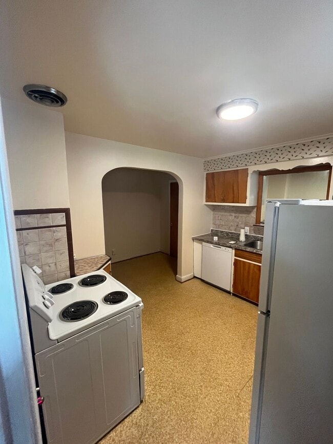 Photo - 3 Bedroom Home with In-Law Suite Available Near Rochester General