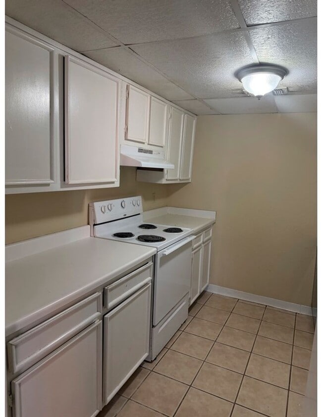 Photo - 2021 Austin Ave Unidad 2021 Austin Ave. #6