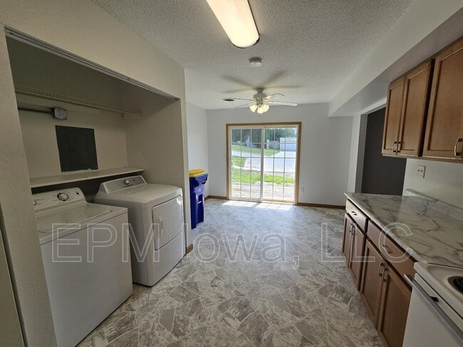 Photo - 151 E 3rd St