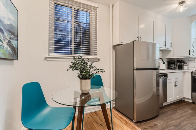 Photo - 1666 Detroit St Unit ID1026262P