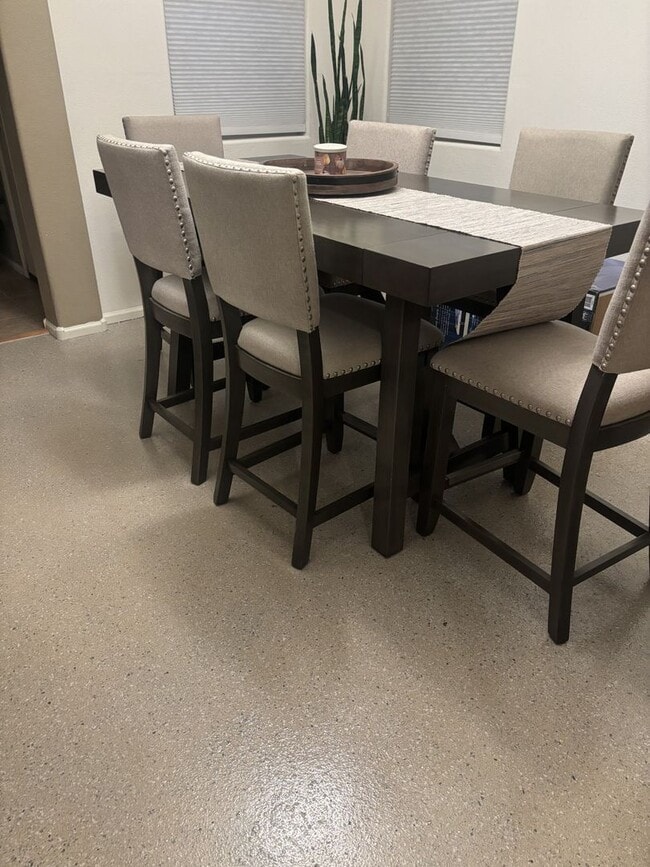 Photo - FREE RENT OAC  4 bedroom  3 car garage RV Gate