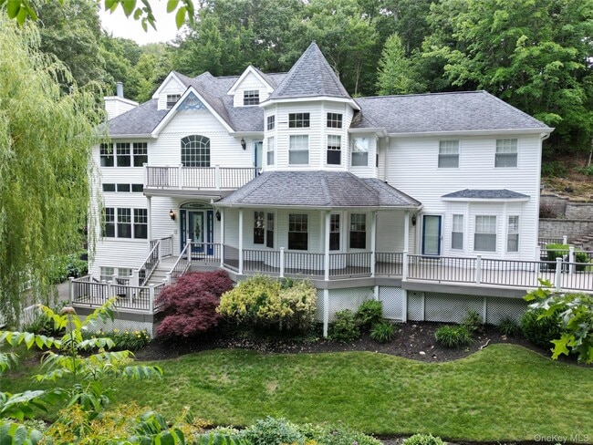 Building Photo - 21 Beach Plum Dr